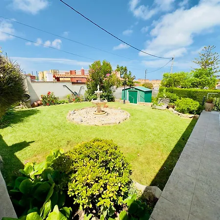 Acogedor Con Jardin Perfecto Familias