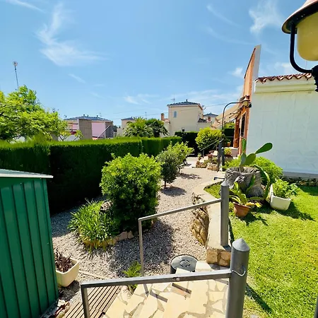 Acogedor Con Jardin Perfecto Familias Vakantiehuis